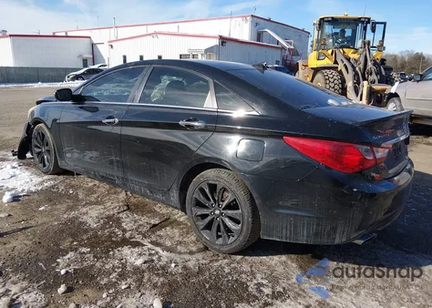 2013 Hyundai Sonata Limited 2.0T z USA, uszkodzony, nr VIN 5NPEC4AB4DH557152